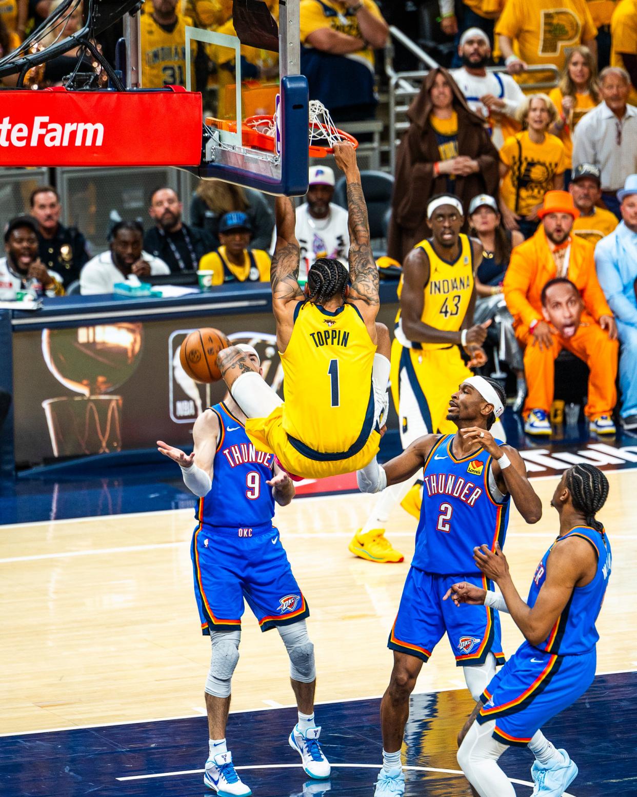 开云APP-快攻战术让球队轻松击溃对手，取得大胜